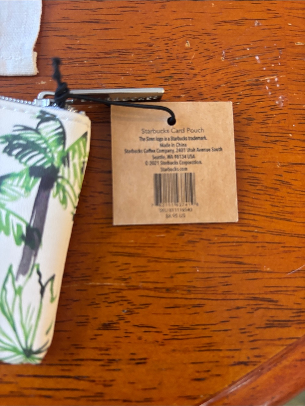 New! Starbucks Keychain & CA card pouch - Picture 3 of 4
